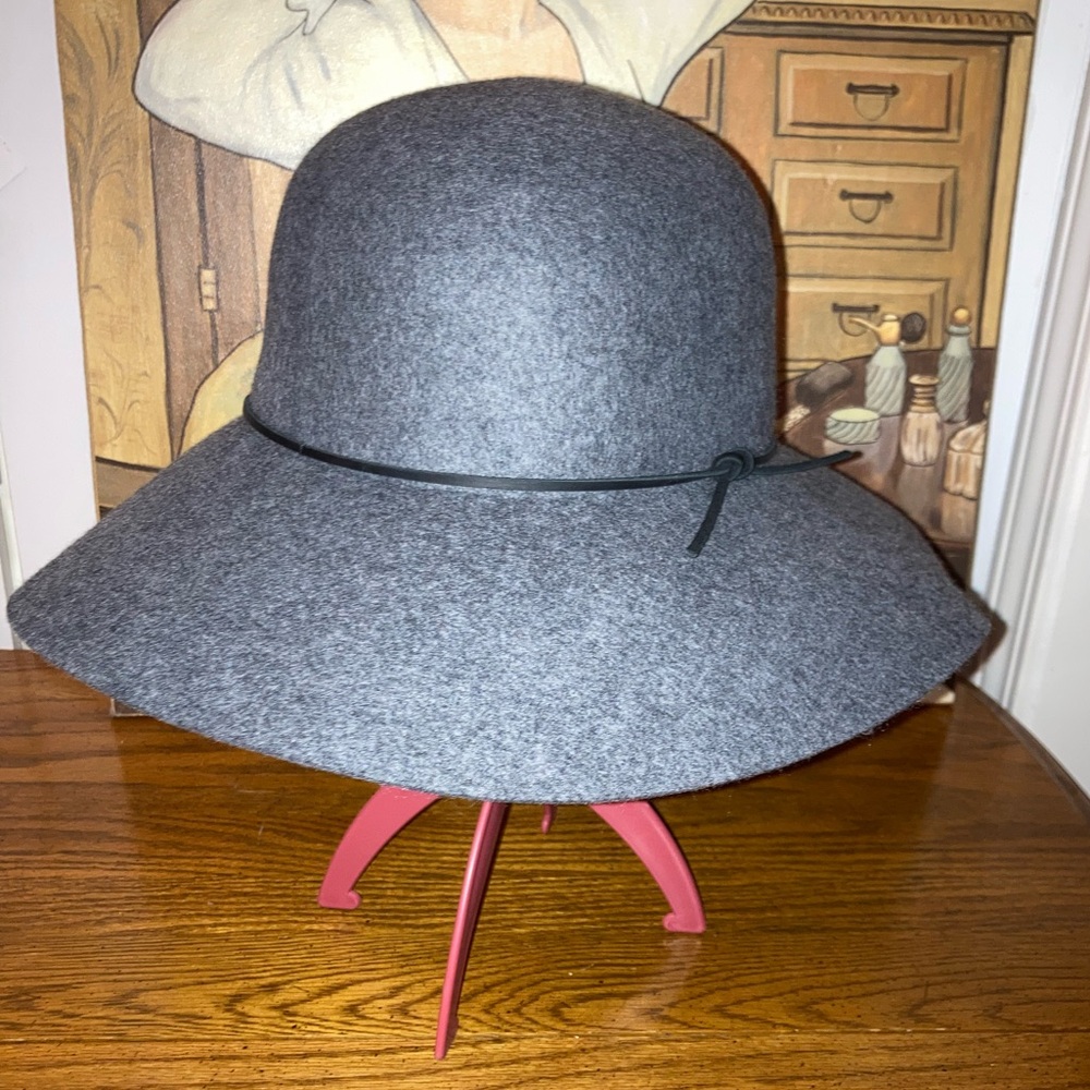 Phenix Round Crown Wool Felt Floppy Hat Gray NWT